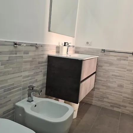 Nox Romana - Vatican - Threeroom With 2 Bathroom
